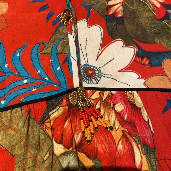 Farm Rio Bordado Flores Tropical Red
Mini Dress - Picture 3 of 7